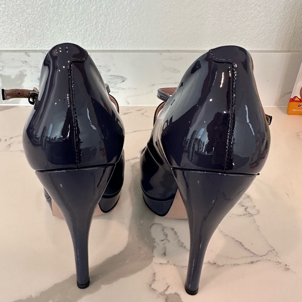 Gucci Patent Leather Platform Mary Jane - Picture 4 of 5